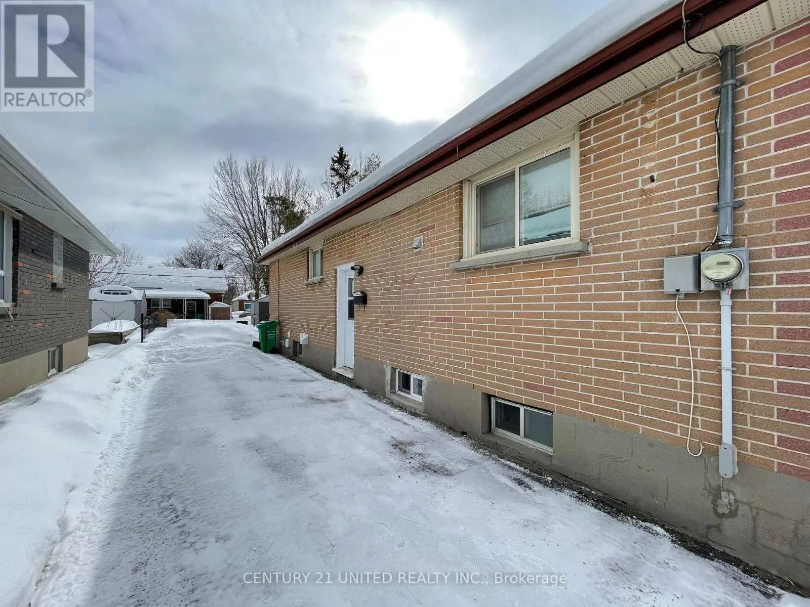 Lower - 431 O'connell Road, Peterborough South, Ontario  K9J 4E1 - Photo 2 - X12001501