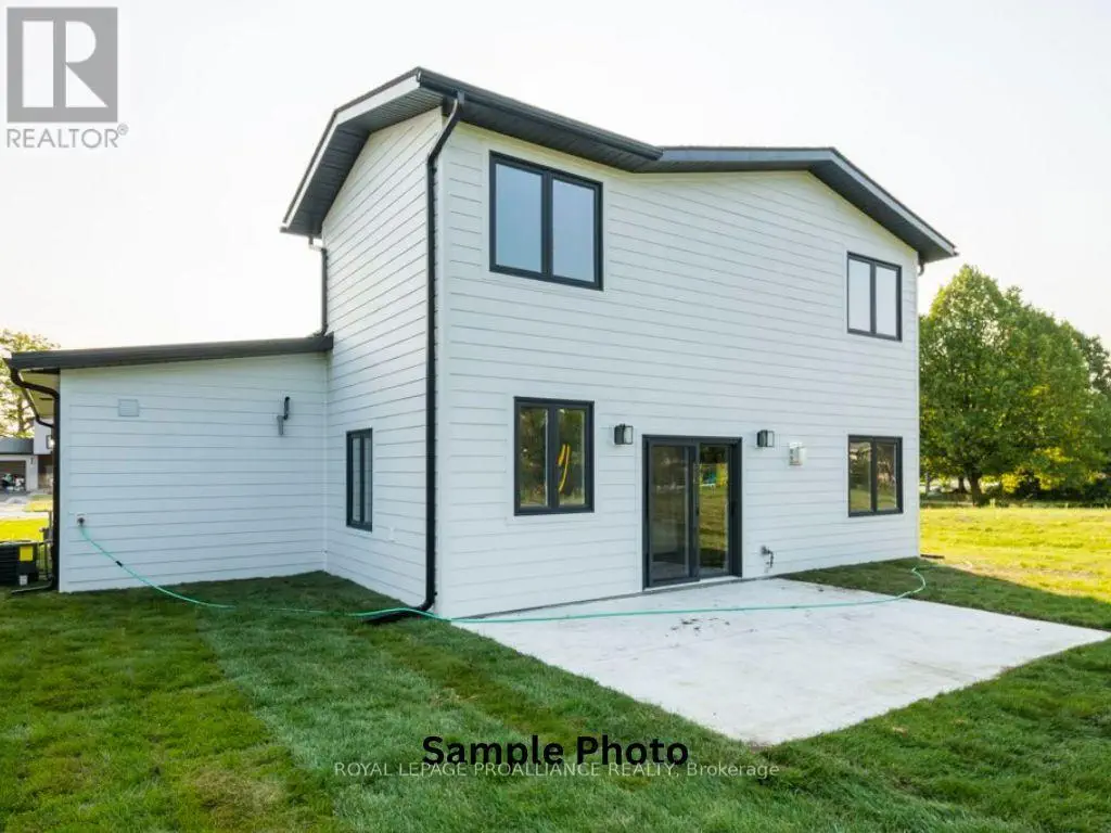 44 Fraser Drive, Quinte West, Ontario  K0K 1E0 - Photo 3 - X12002615