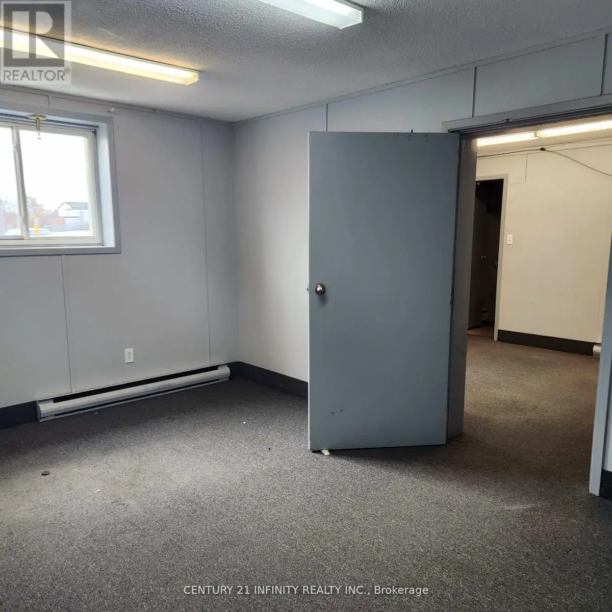 10 - 1019 Nelson Street, Oshawa, Ontario  L1H 7N9 - Photo 2 - E12004253