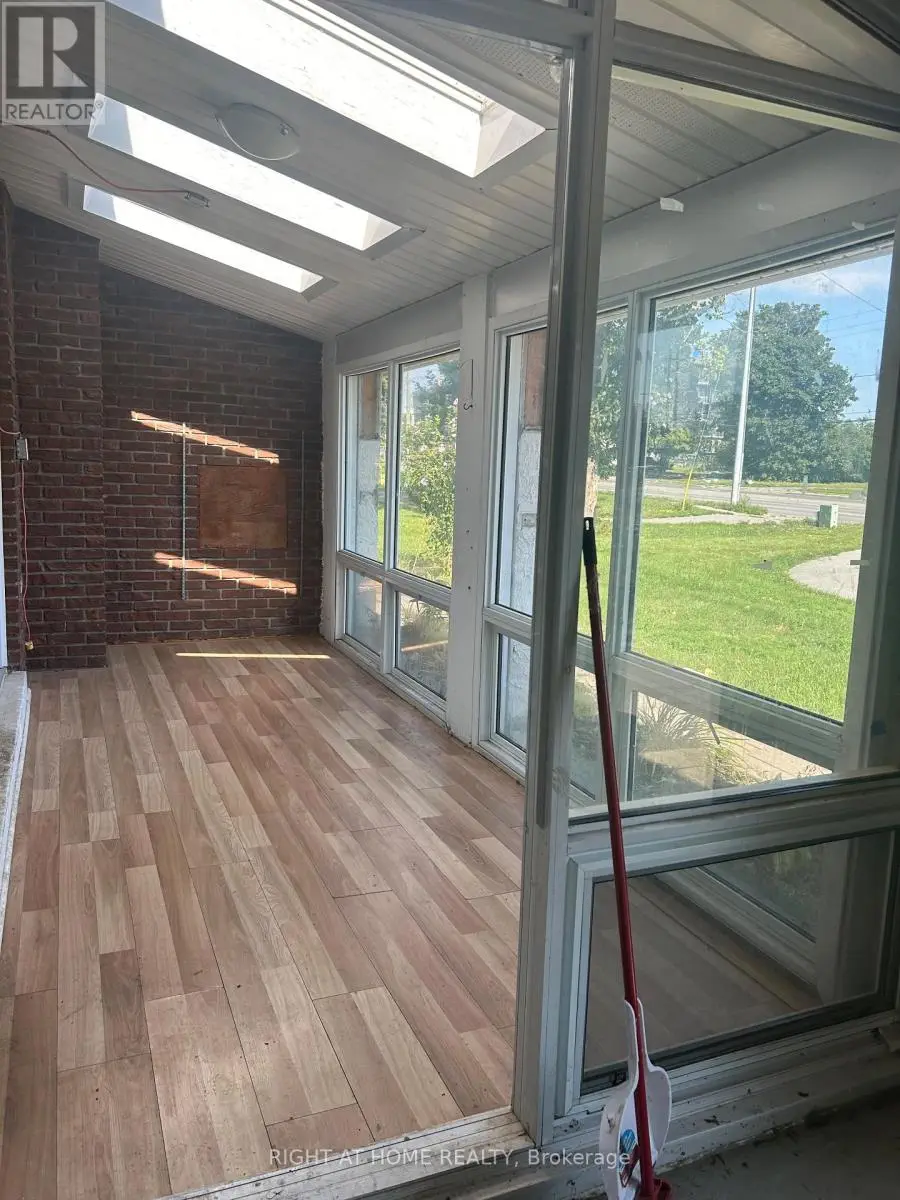 1592 Highway # 2 Street, Clarington, Ontario  L1E 2R7 - Photo 3 - E12008293
