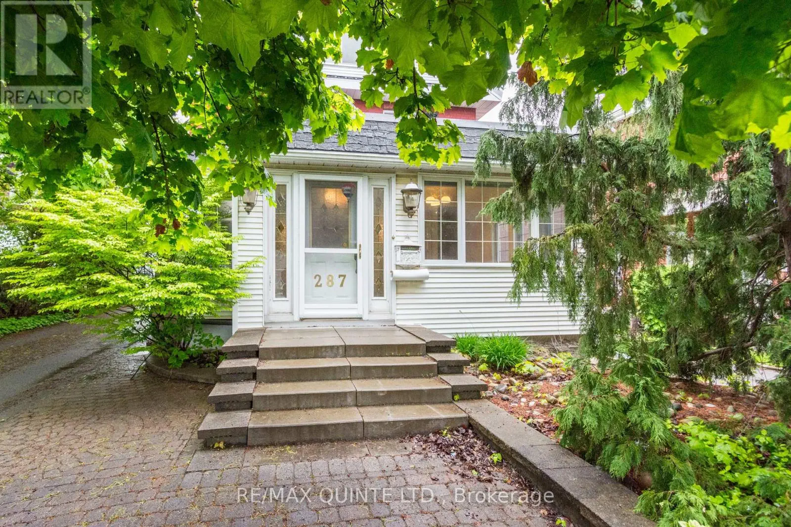 287 John Street, Belleville, Ontario  K8N 3G4 - Photo 2 - X12012636
