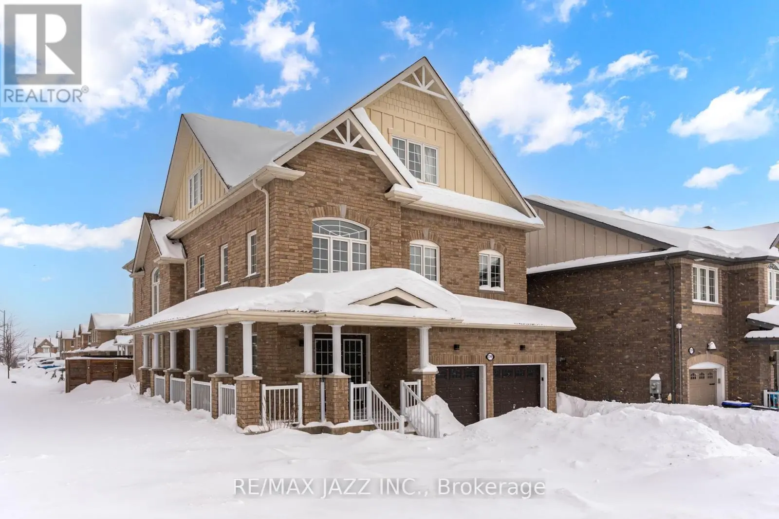 2340 Whitewood Crescent, Innisfil, Ontario  L9S 2B1 - Photo 2 - N12015533