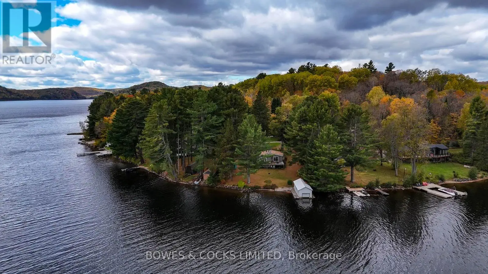 63b O-At-Ka Road, Hastings Highlands, Ontario  K0L 1C0 - Photo 3 - X12017557