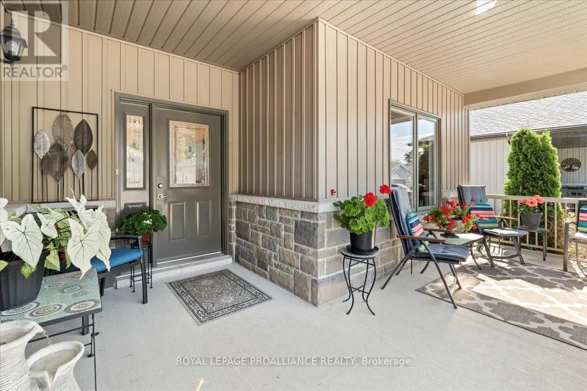 20 Conger Drive, Prince Edward County, Ontario  K0K 3L0 - Photo 3 - X12019041
