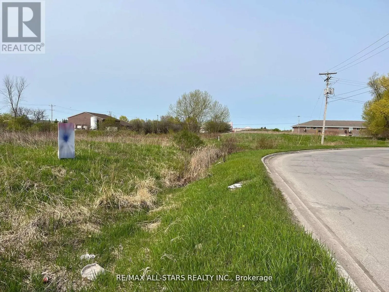 25 Commerce Road, Kawartha Lakes, Ontario  K9V 5Y3 - Photo 3 - X12019521