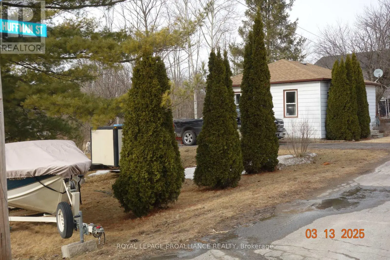 381 Huffman Street, Greater Napanee, Ontario  K7R 1A8 - Photo 3 - X12020070