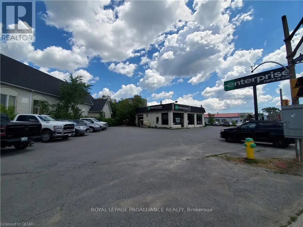 301 Coleman Street, Belleville, Ontario  K8P 3H9 - Photo 1 - X12021157