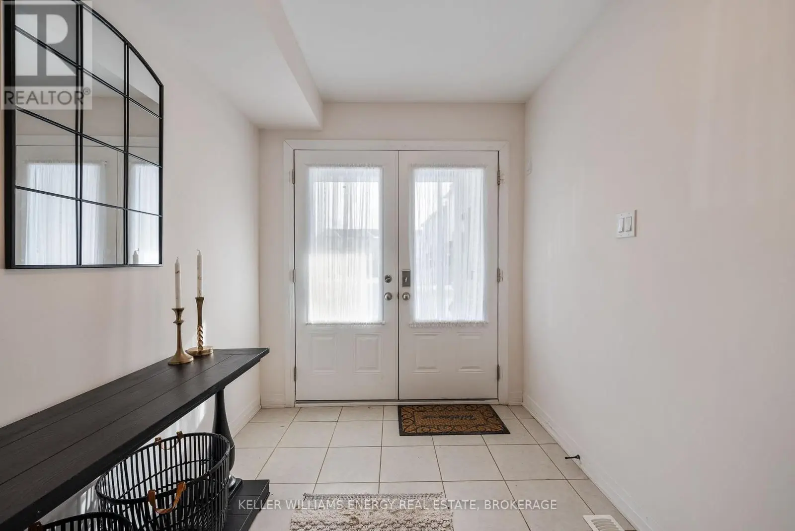 74 Ambereen Place, Clarington, Ontario  L1C 7H5 - Photo 2 - E12021942
