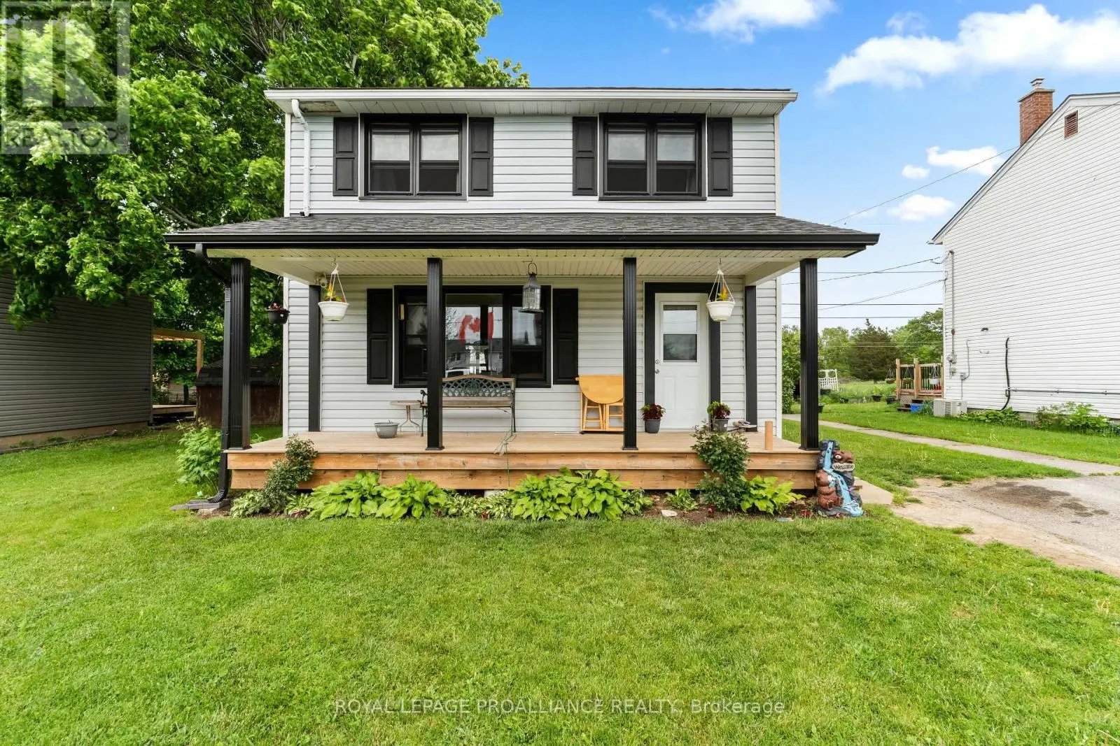 45 Diverbelt Drive, Prince Edward County, Ontario  K0K 2T0 - Photo 1 - X11973166