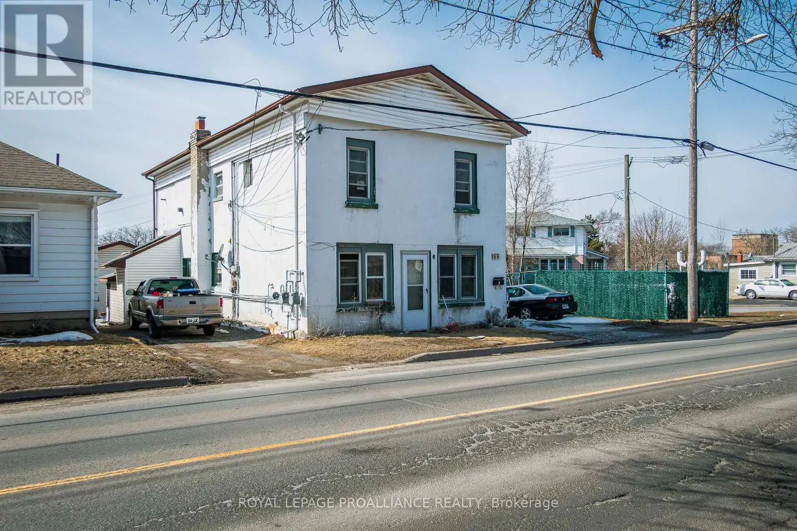 166 West Street, Quinte West, Ontario  K8V 2M7 - Photo 2 - X12023503