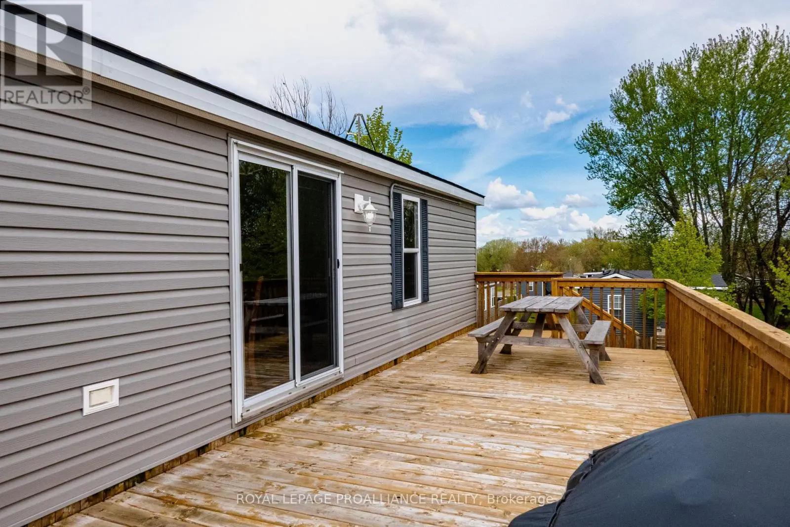 486 Cty Rd- 71 Forest Grove, Prince Edward County, Ontario  K0K 1P0 - Photo 2 - X12023986