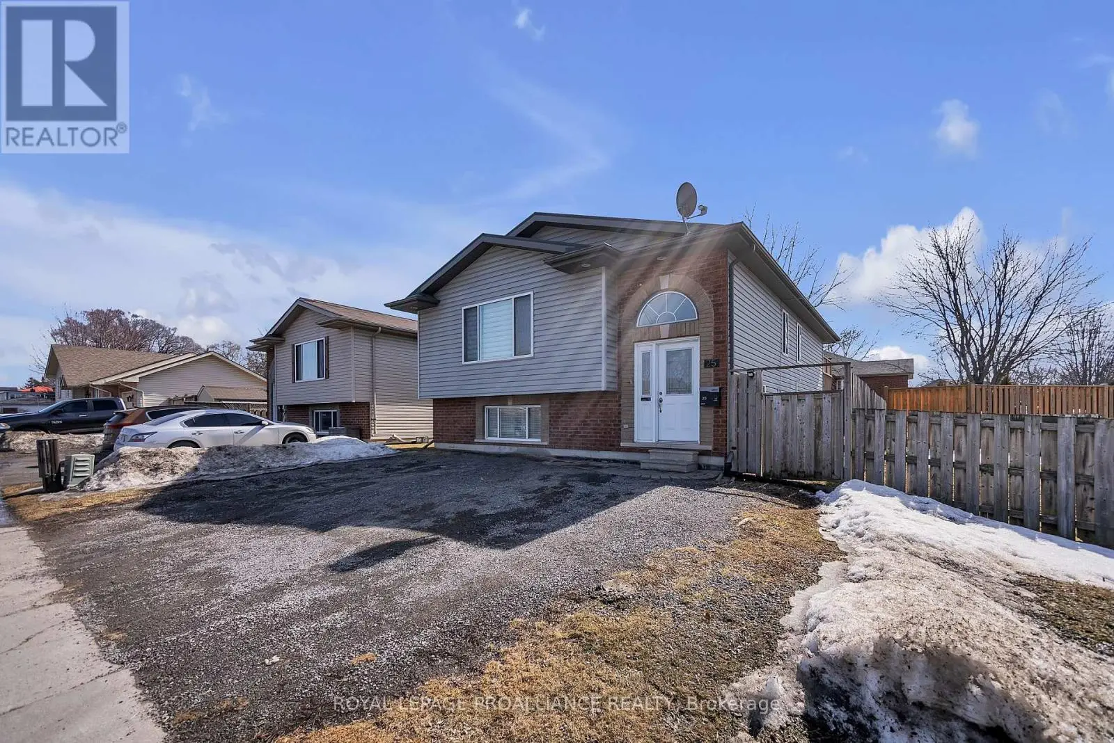 25 Emily Street, Belleville, Ontario  K8N 2P4 - Photo 2 - X12026717