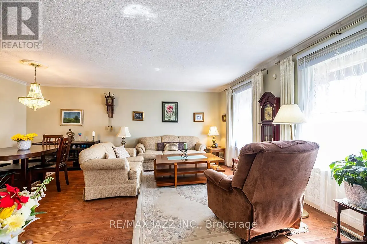 241 Viewmount Street, Oshawa, Ontario  L1H 7C2 - Photo 3 - E12026844