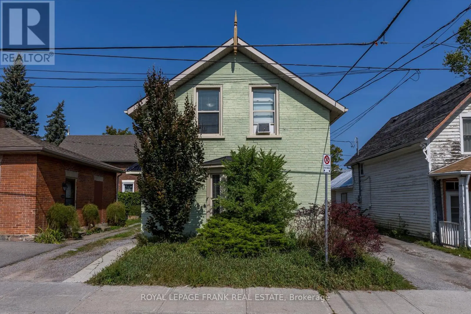 140 Antrim Street, Peterborough Central, Ontario  K9H 3G3 - Photo 1 - X12028635