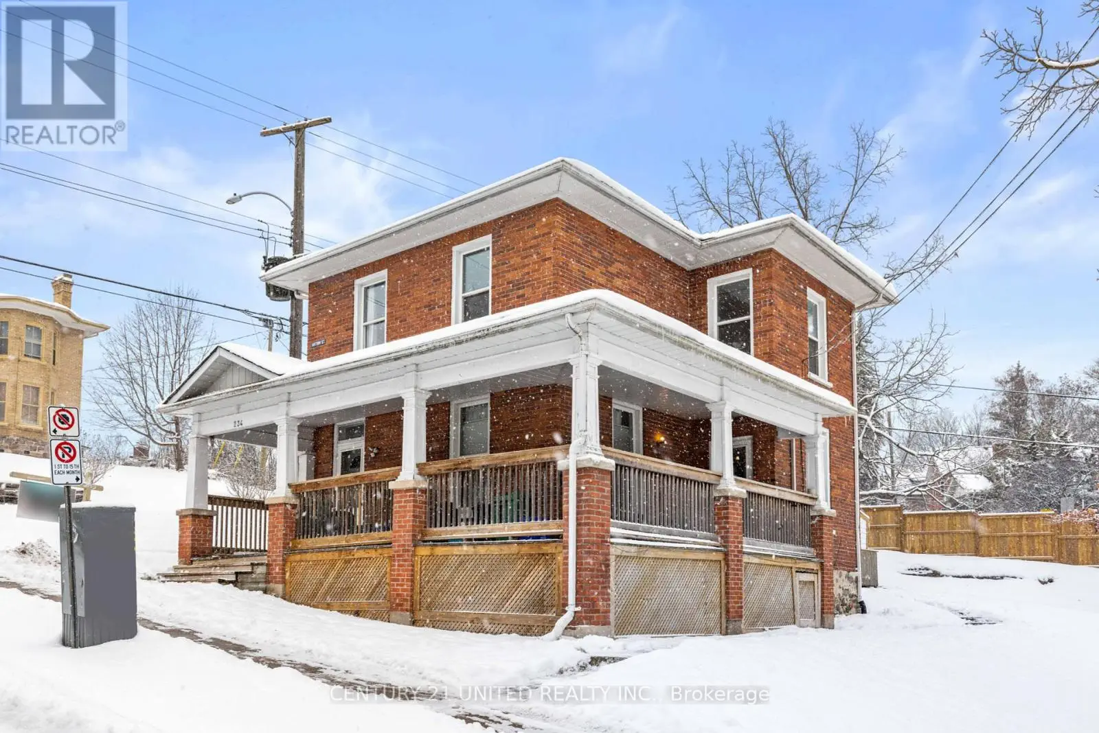 234 Antrim Street, Peterborough Central, Ontario  K9H 3G4 - Photo 3 - X12028719
