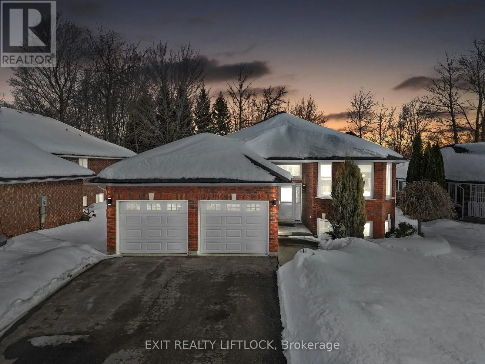 295 Woodward Avenue, Peterborough North, Ontario  K9L 1K2 - Photo 3 - X11992904