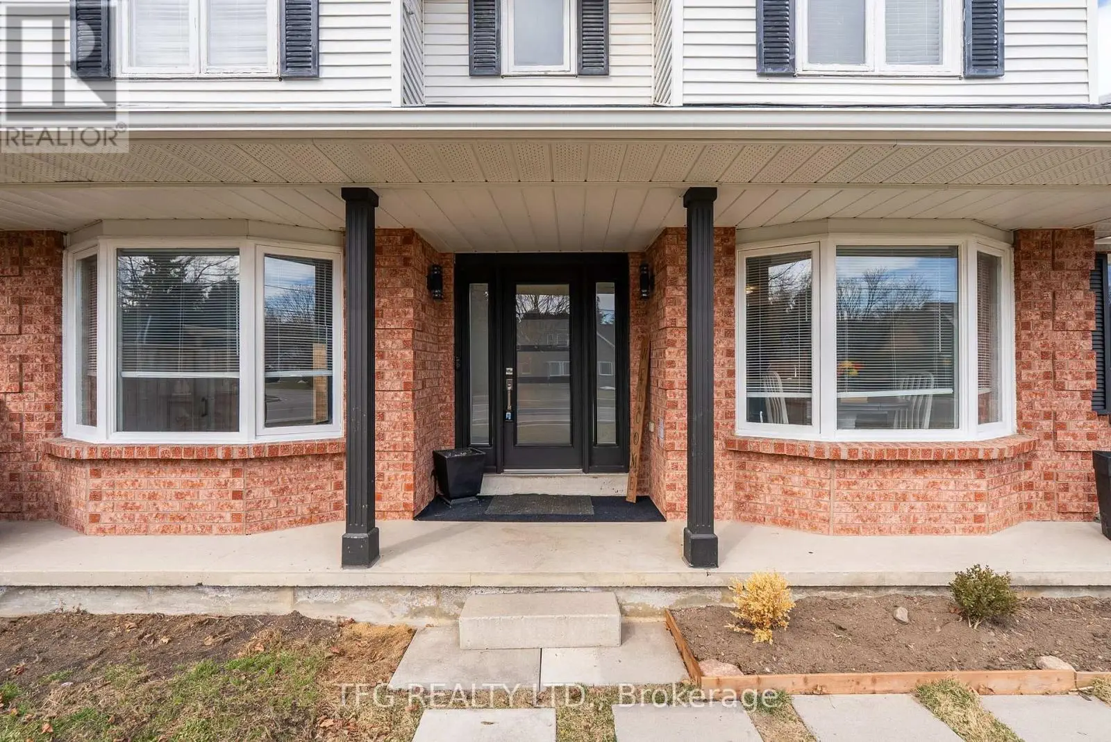 2 Goldpine Avenue, Clarington, Ontario  L1E 1N7 - Photo 3 - E12031786