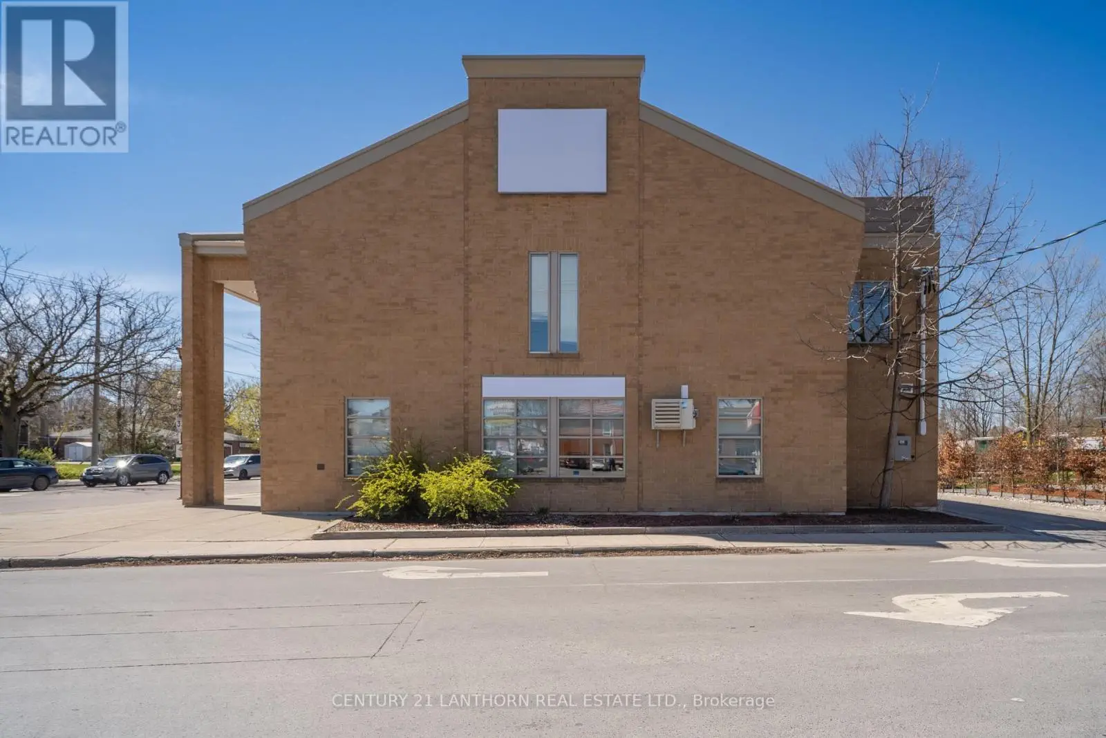115 Picton Main Street, Prince Edward County, Ontario  K0K 2T0 - Photo 2 - X12031984