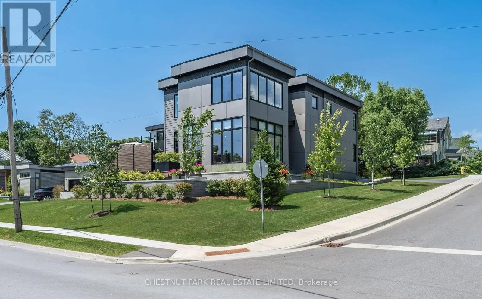 9c Hill Street, Prince Edward County, Ontario  K0K 2T0 - Photo 2 - X12032610