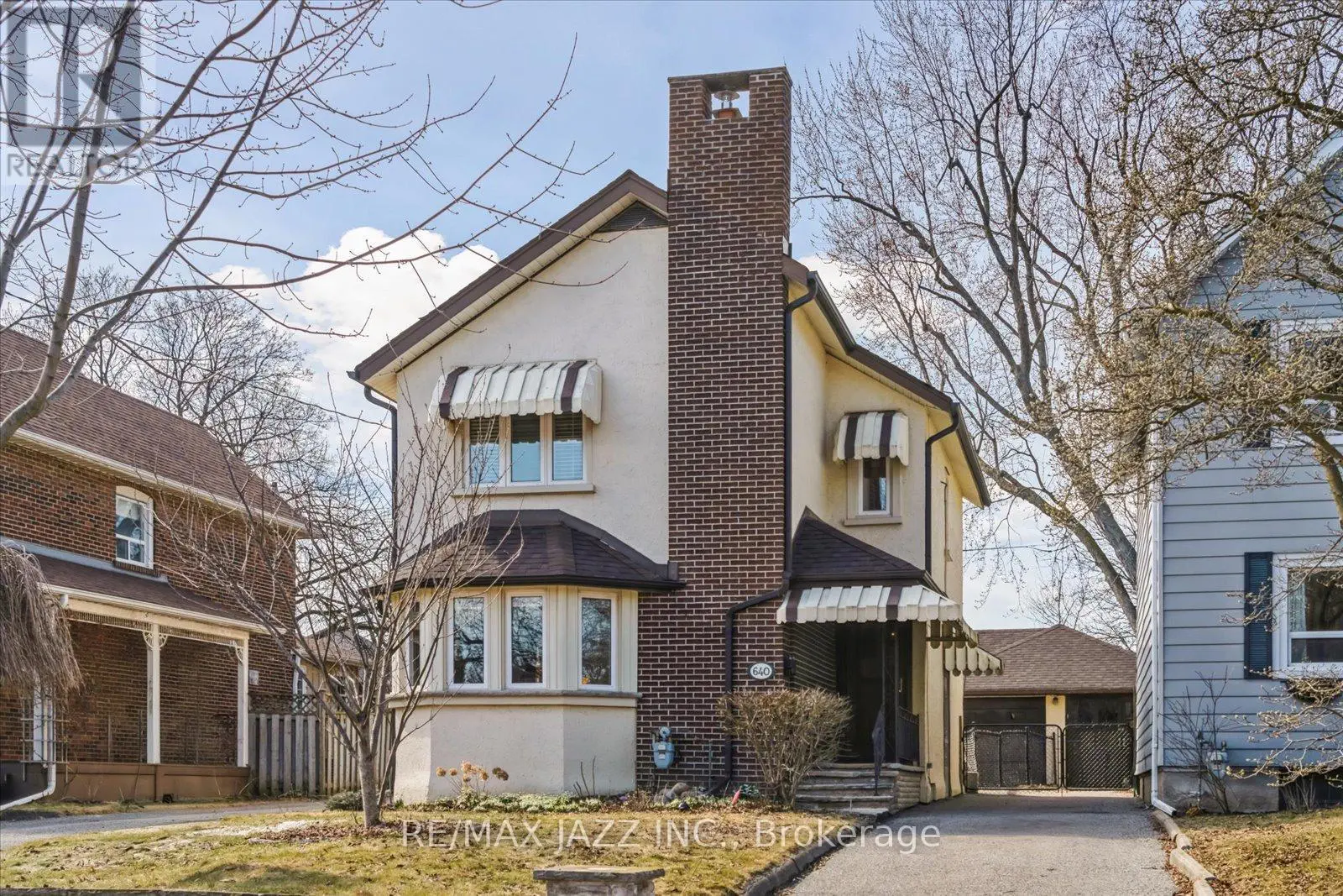640 Mary Street N, Oshawa, Ontario  L1G 5E9 - Photo 1 - E12032630