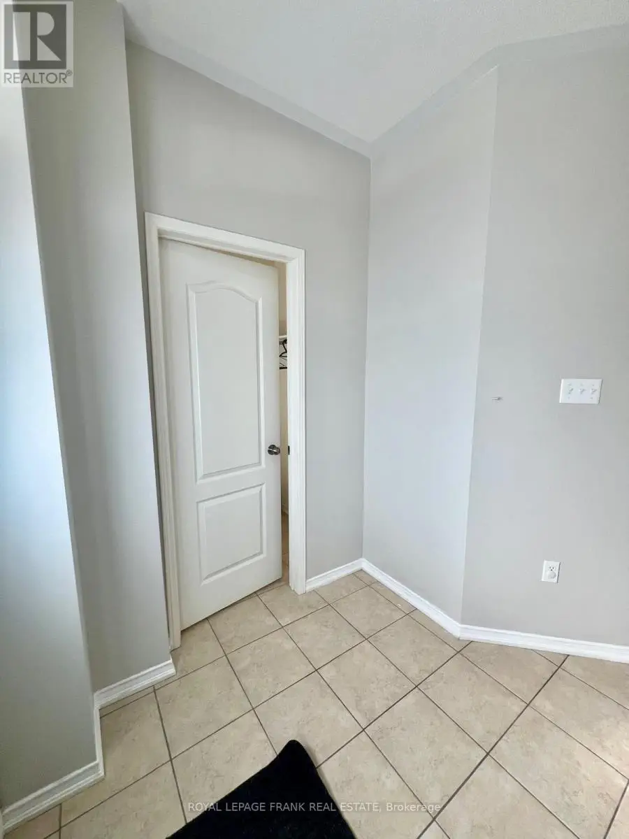 1780 Finkle Drive, Oshawa, Ontario  L1K 0R4 - Photo 3 - E12033611