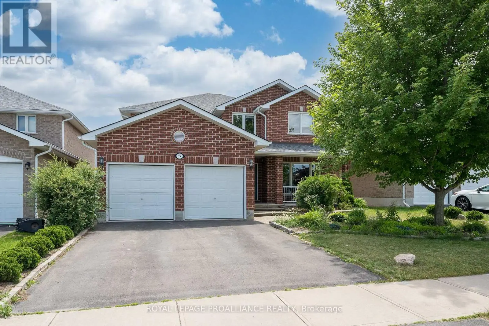 25 Simcoe Drive, Belleville, Ontario  K8N 0N7 - Photo 1 - X12033820