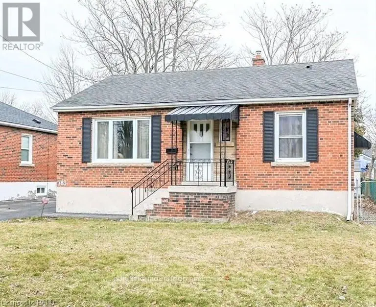 Lower - 783 Queensdale Avenue E, Hamilton, Ontario  L8V 1M7 - Photo 1 - X12033869