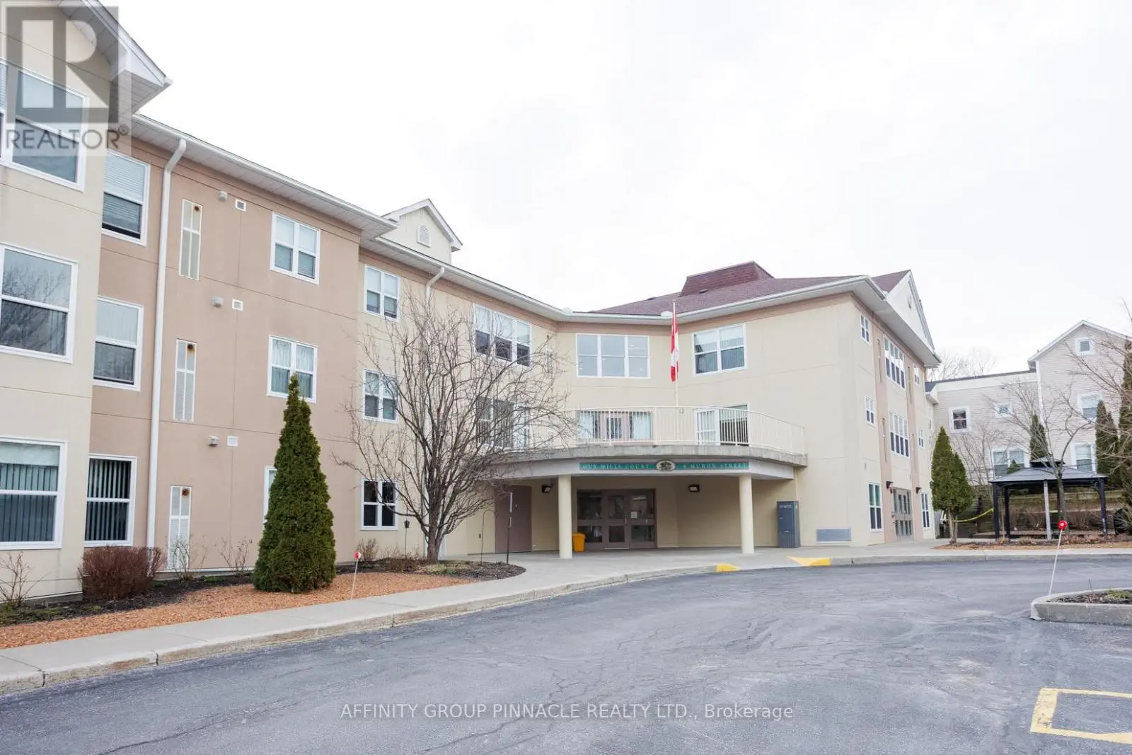 312 - 8 Huron Street, Kawartha Lakes, Ontario  K9V 6K3 - Photo 1 - X12038548