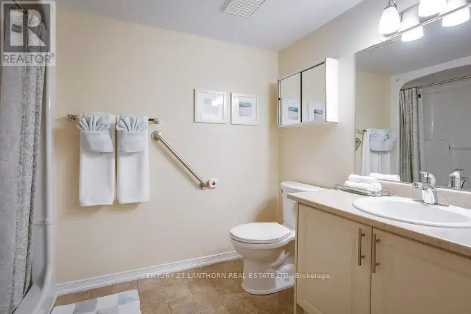 415 - 1056 Queens Avenue, Oakville, Ontario  L6H 6R3 - Photo 3 - W12039824
