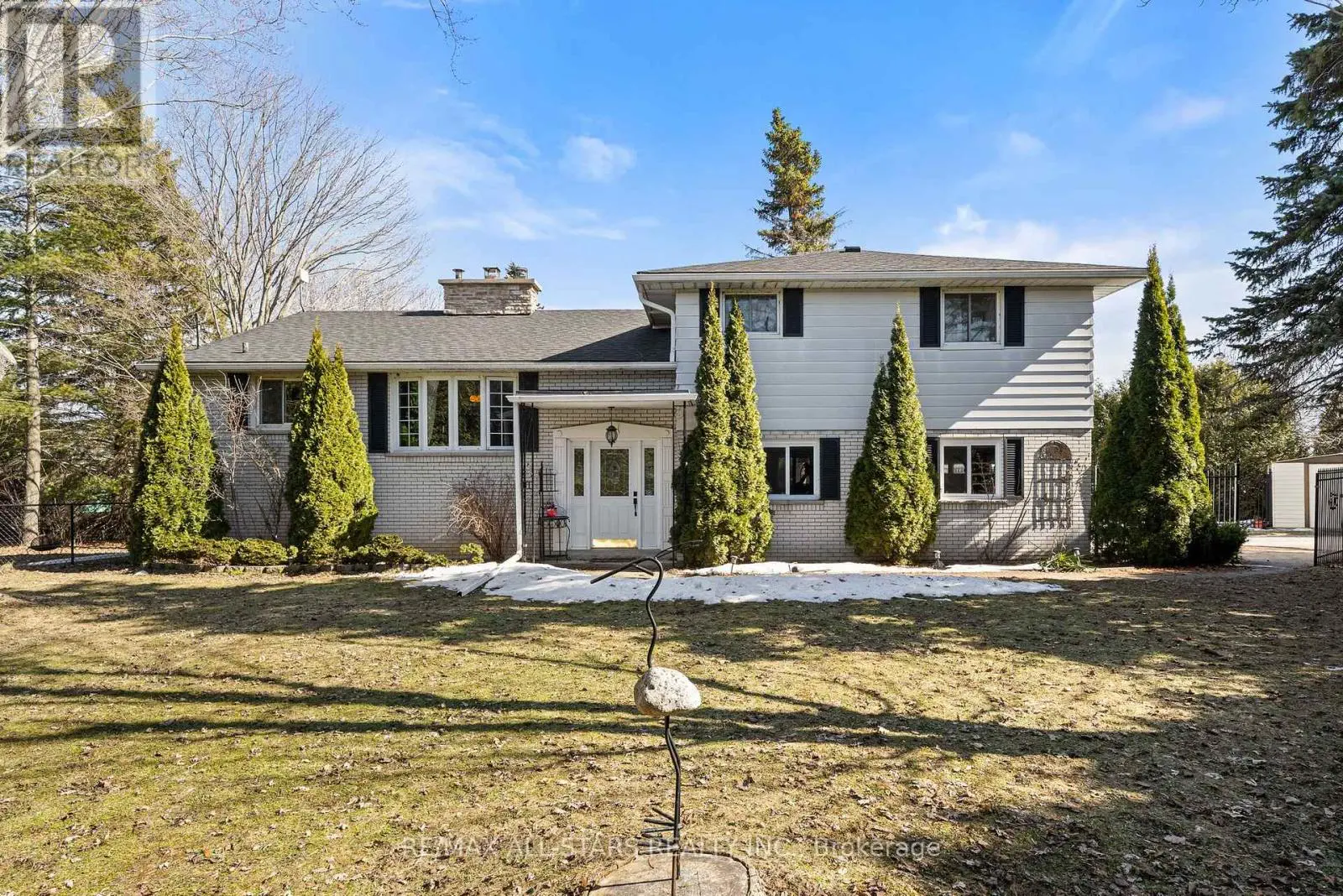 137 Anderson Drive, Kawartha Lakes, Ontario  K0M 1G0 - Photo 1 - X12039720