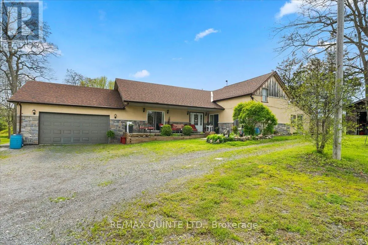 1686 County Road 13, Prince Edward County, Ontario  K0K 2P0 - Photo 1 - X12041040