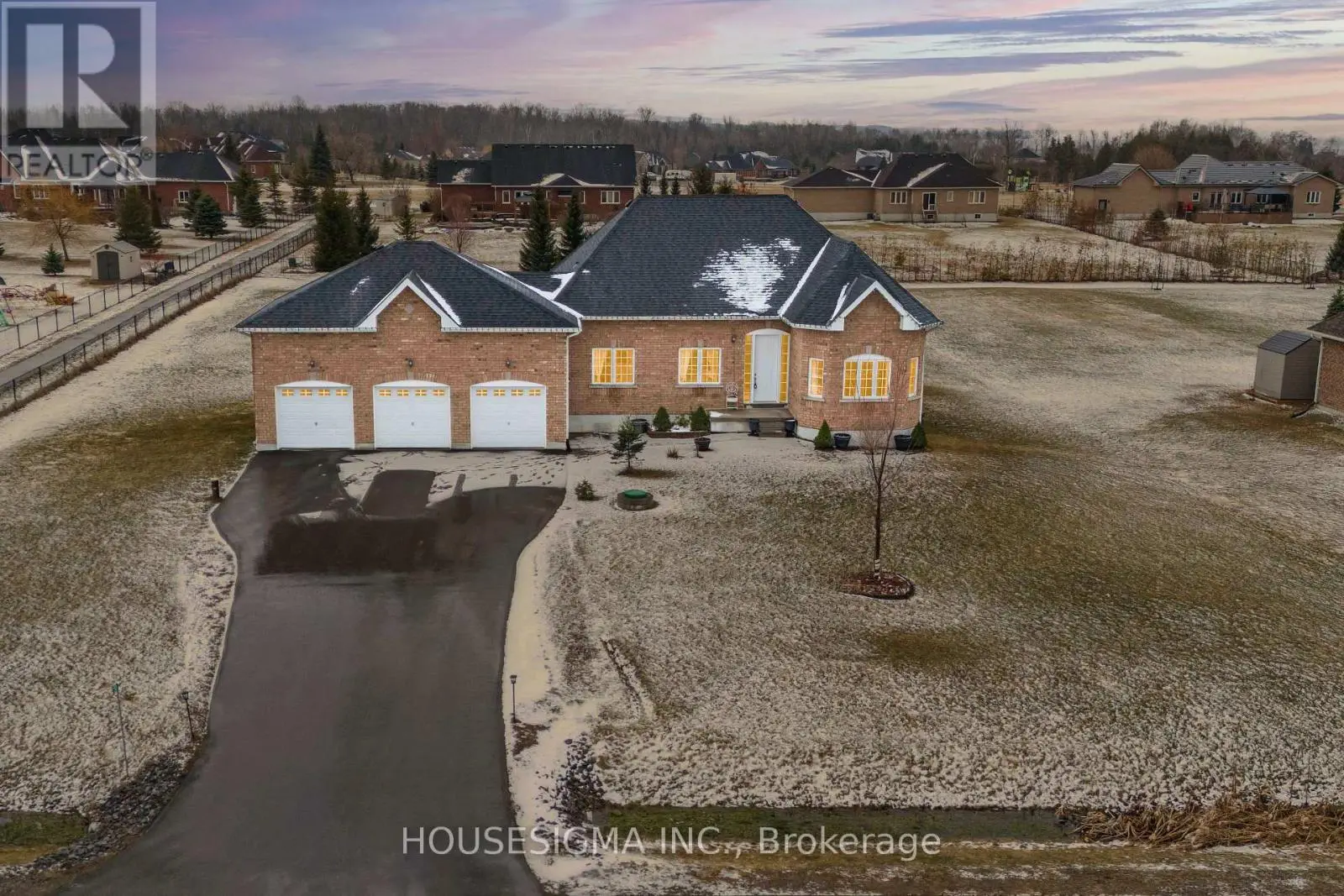 50 Songbird Crescent, Kawartha Lakes, Ontario  K9V 0A9 - Photo 2 - X12042287