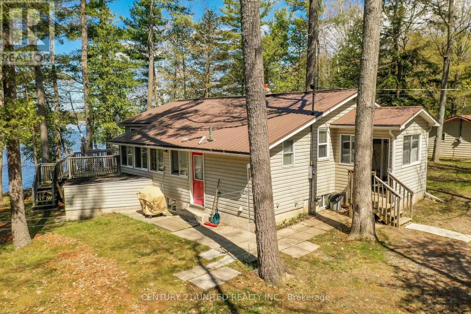86 Woodland Trail, Trent Lakes, Ontario  K0L 1J0 - Photo 1 - X12045445