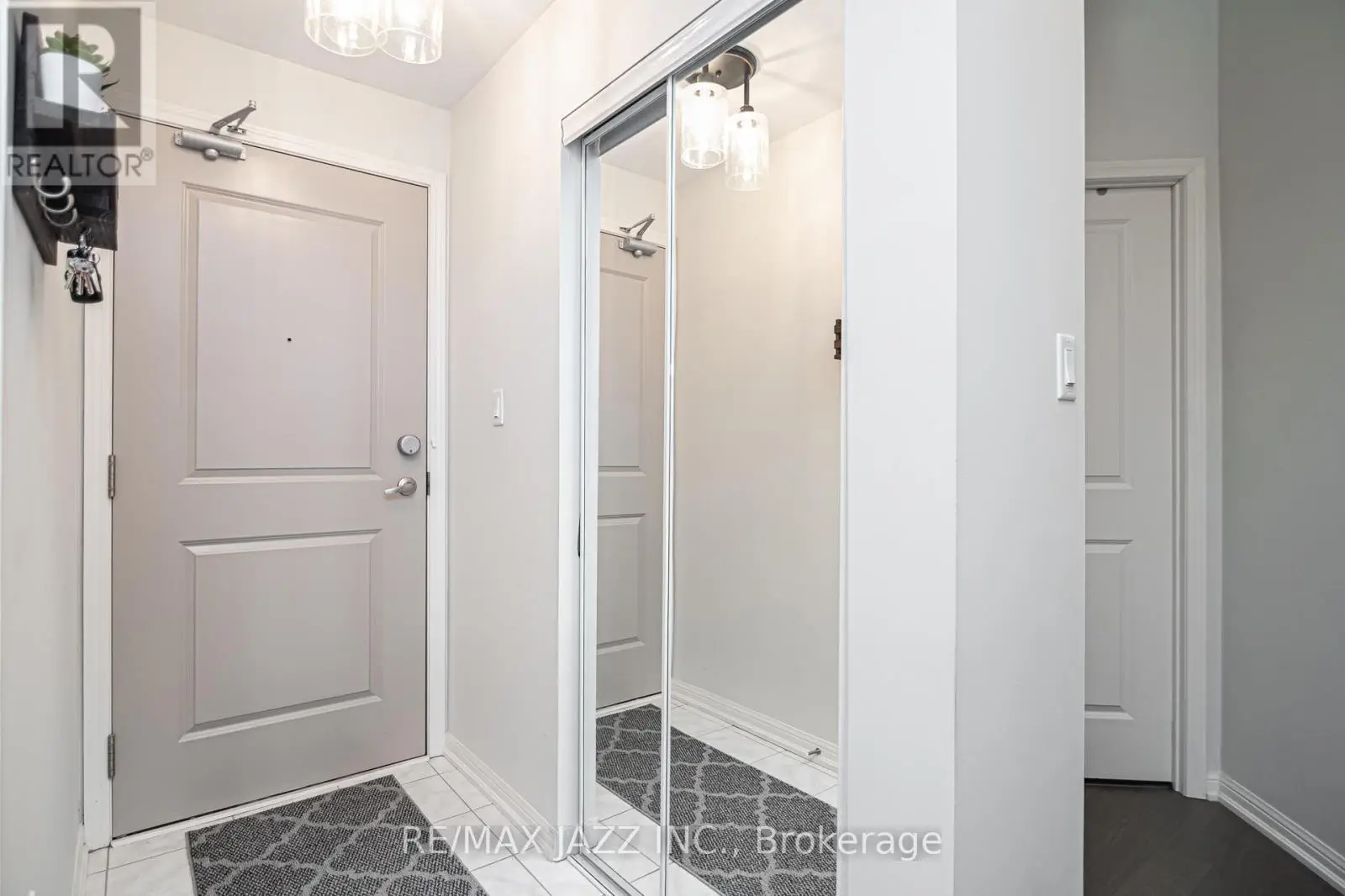 123 - 80 Aspen Springs Drive, Clarington, Ontario  L1C 0V4 - Photo 3 - E12045325