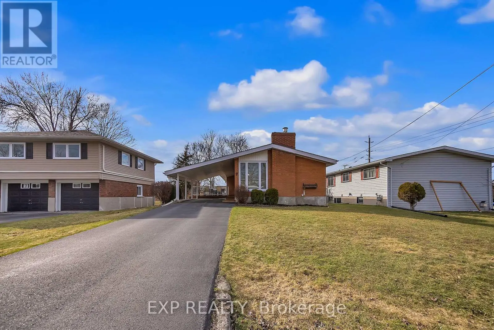 9 Simeon Street, Prince Edward County, Ontario  K0K 2T0 - Photo 3 - X12045804