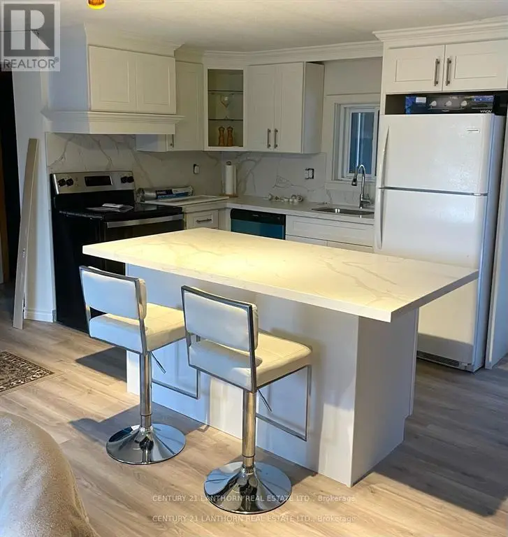 292 Salmon Point Road, Prince Edward County, Ontario  K0K 1P0 - Photo 3 - X12046326