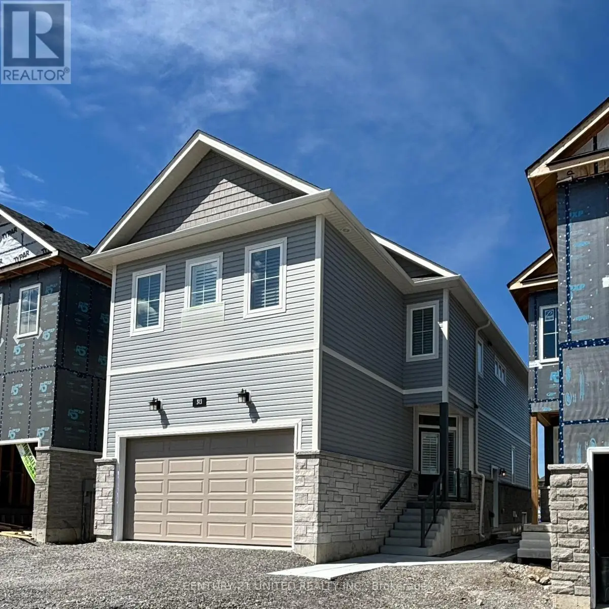 313 Mullighan Gardens, Peterborough North, Ontario  K9K 0G3 - Photo 2 - X12046448