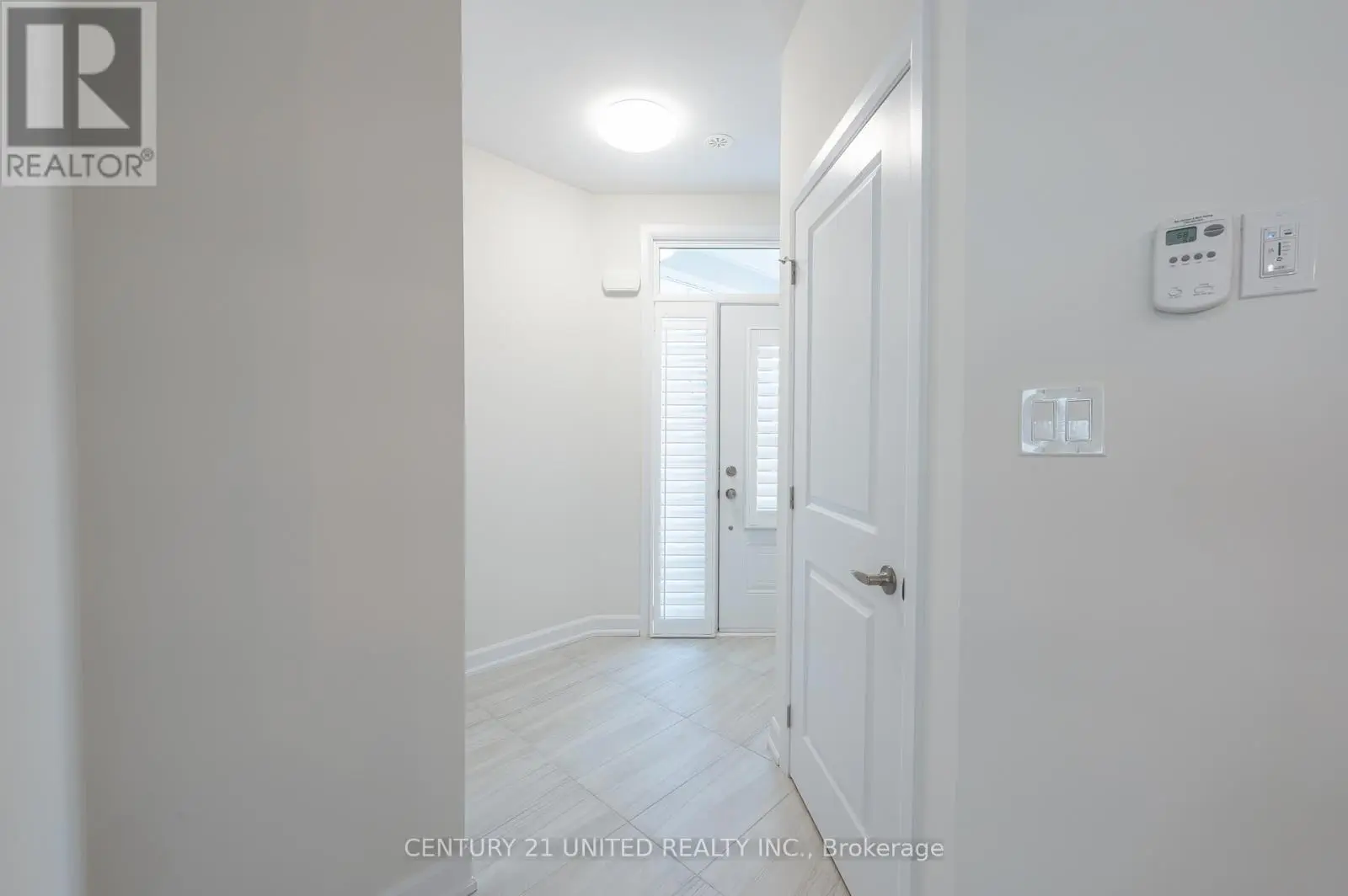 313 Mullighan Gardens, Peterborough North, Ontario  K9K 0G3 - Photo 3 - X12046448