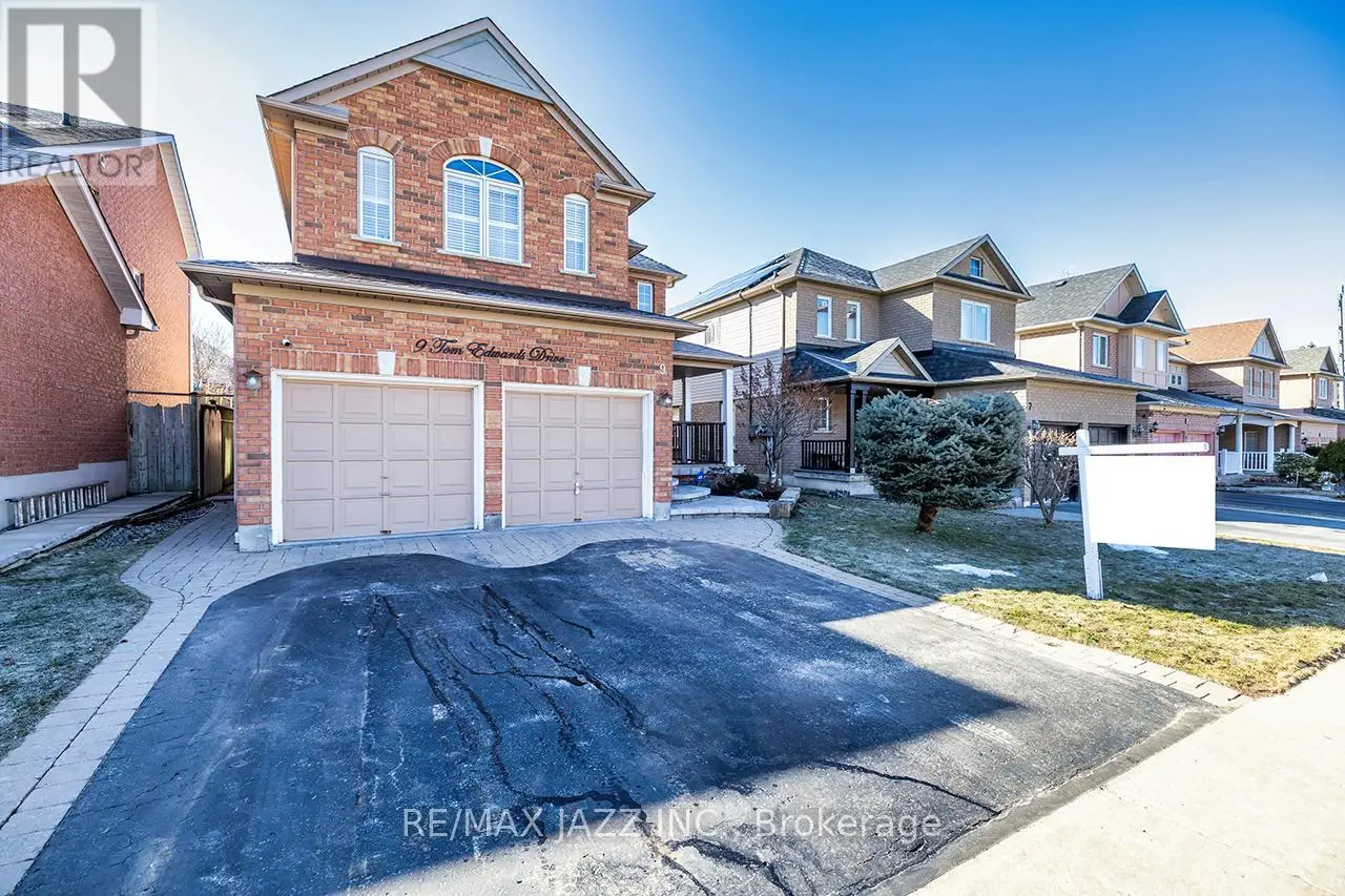 9 Tom Edwards Drive, Whitby, Ontario  L1R 2R4 - Photo 3 - E12037711