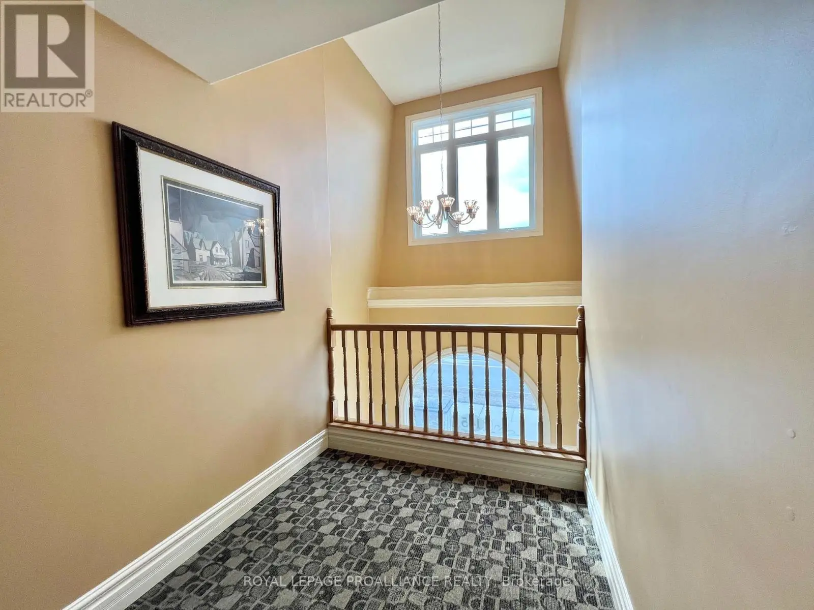 201 - 145 Farley Avenue, Belleville, Ontario  K8N 4L1 - Photo 2 - X12047190