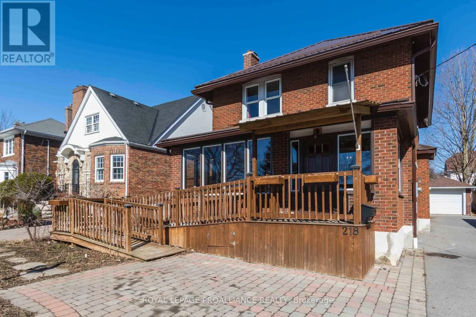 218 Dundas Street W, Quinte West, Ontario  K8V 3R4 - Photo 1 - X12047711
