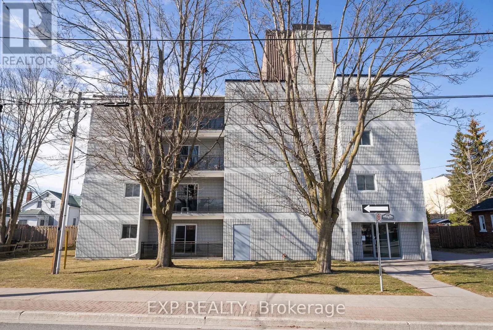 404 - 106 Orange Street, Cobourg, Ontario  K9A 2L3 - Photo 1 - X12048953
