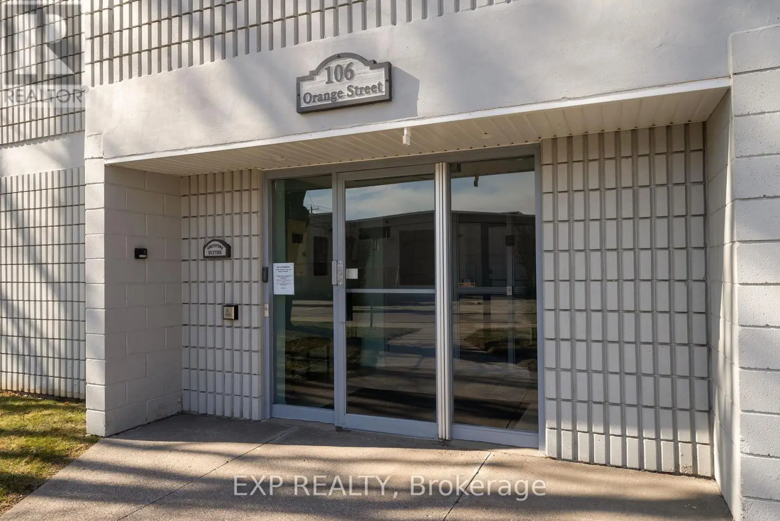 404 - 106 Orange Street, Cobourg, Ontario  K9A 2L3 - Photo 2 - X12048953
