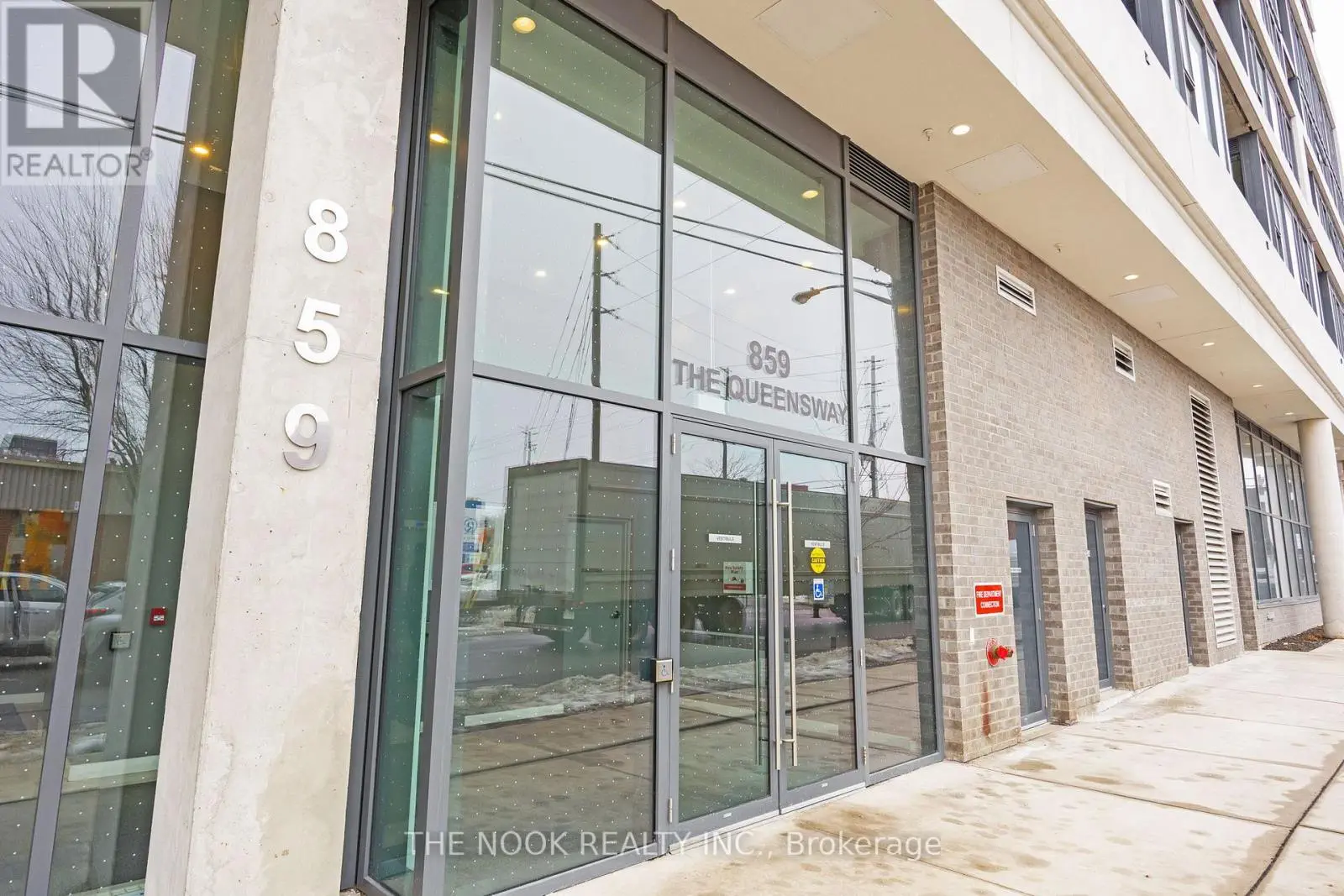 417 - 859 The Queensway, Toronto, Ontario  M8Z 1N8 - Photo 2 - W12050038