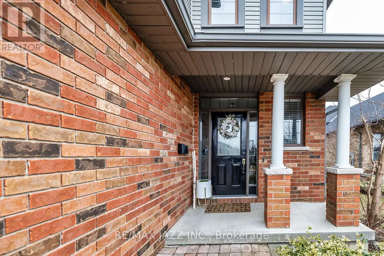 42 Mcauley Drive, Quinte West, Ontario  K8V 4C9 - Photo 2 - X12050646