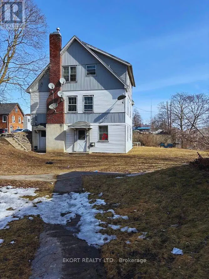 17-23 Moira Street W, Belleville, Ontario  K8P 1S1 - Photo 3 - X12050931