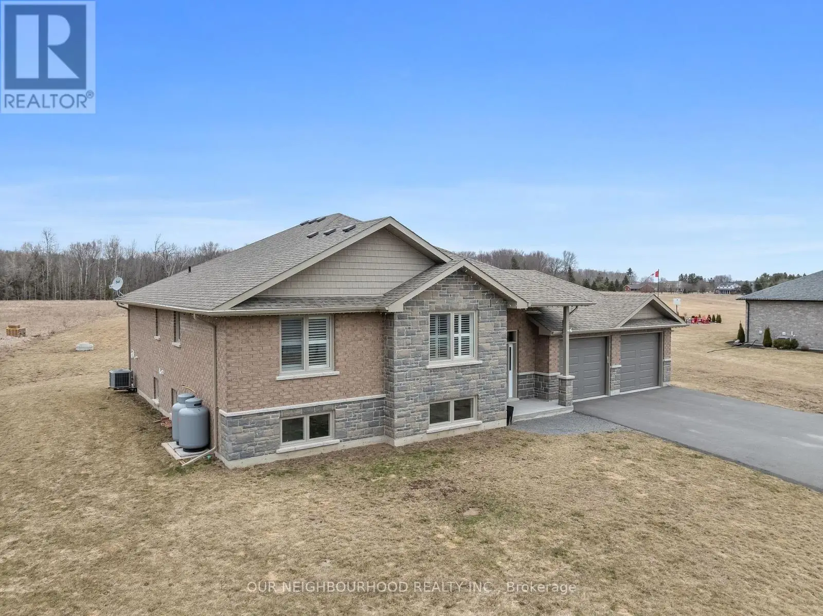 16532 Highway 2 Highway, Quinte West, Ontario  K8V 5P7 - Photo 2 - X12051876