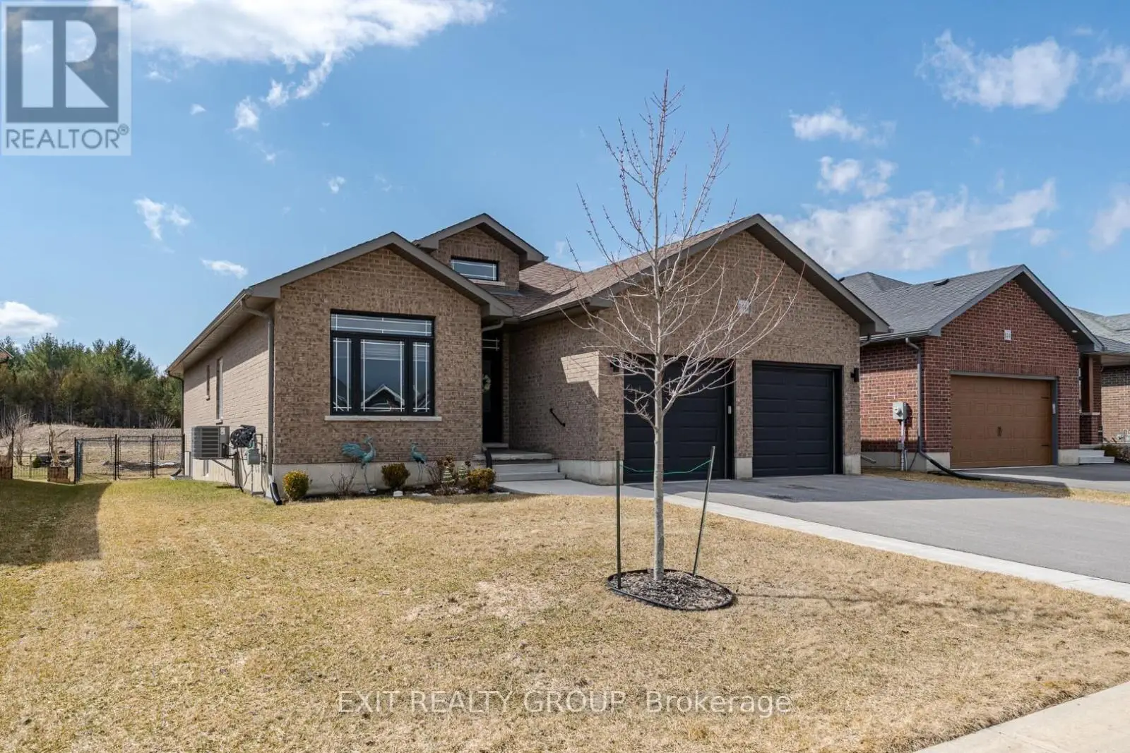146 Cherrywood Parkway, Greater Napanee, Ontario  K7R 0C3 - Photo 3 - X12052615