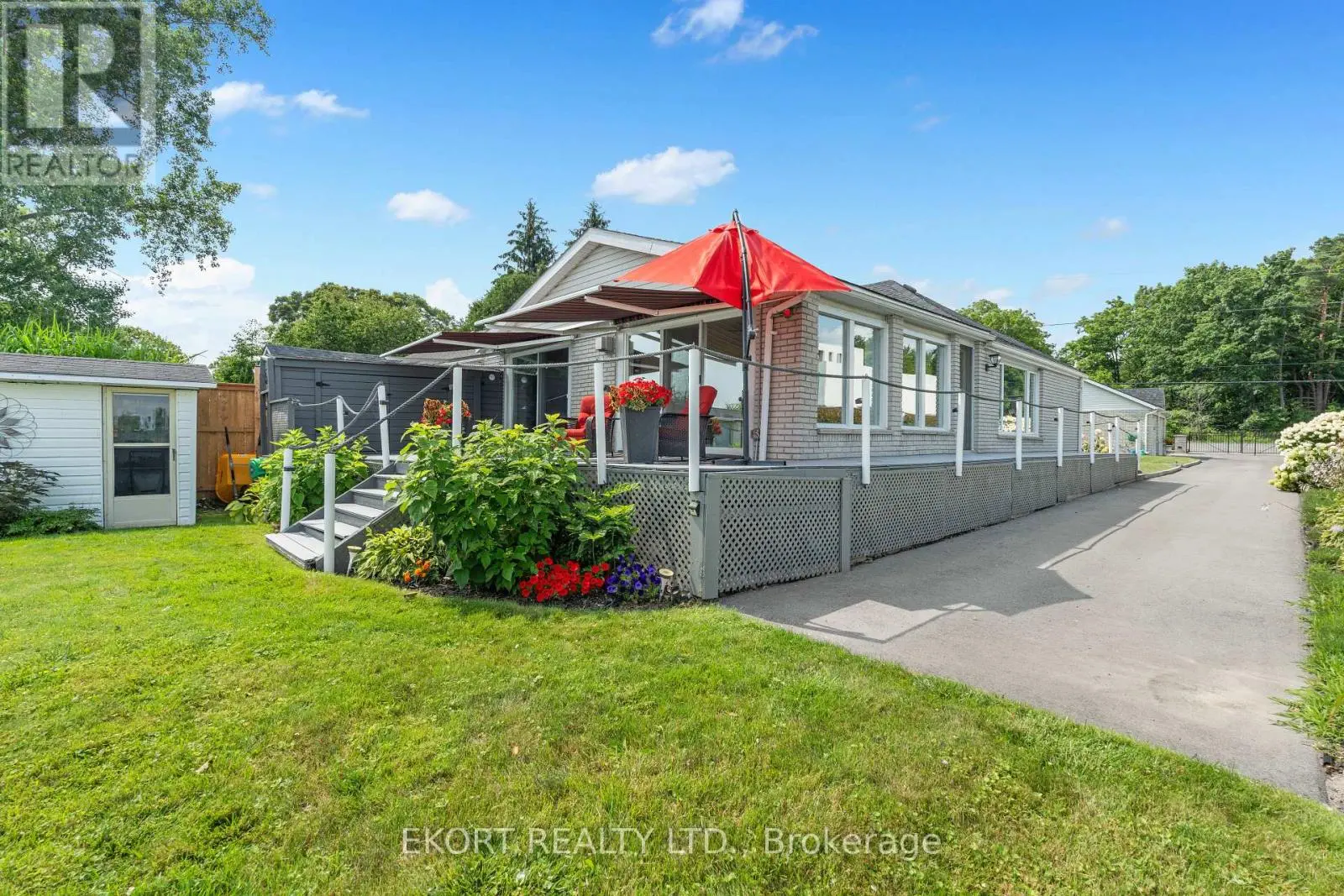 1718 Old Highway 2, Quinte West, Ontario  K8N 4Z2 - Photo 2 - X12052738