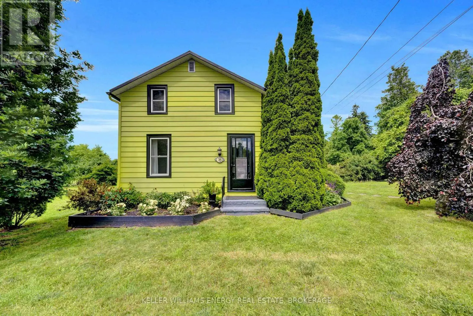 16 Squires Street, Prince Edward County, Ontario  K0K 1T0 - Photo 1 - X12053537